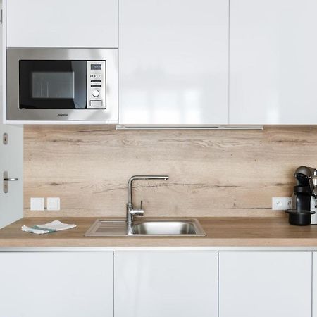 Designer Studio In New Town By Prague Days Apartment Bagian luar foto