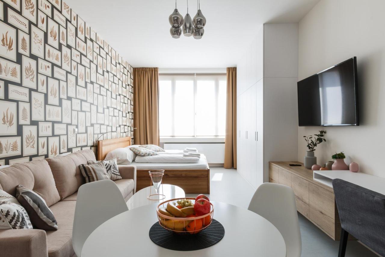 Designer Studio In New Town By Prague Days Apartment Bagian luar foto