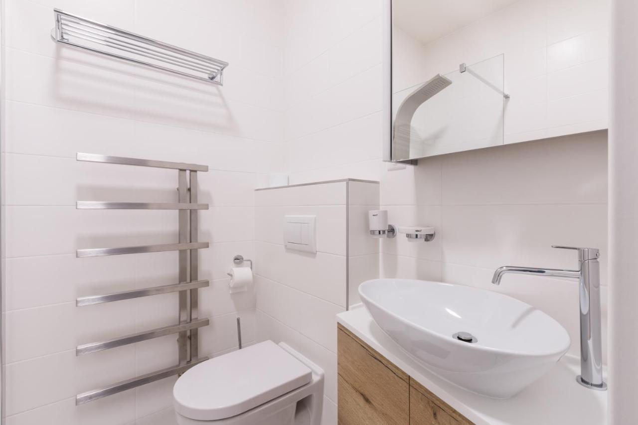 Designer Studio In New Town By Prague Days Apartment Bagian luar foto